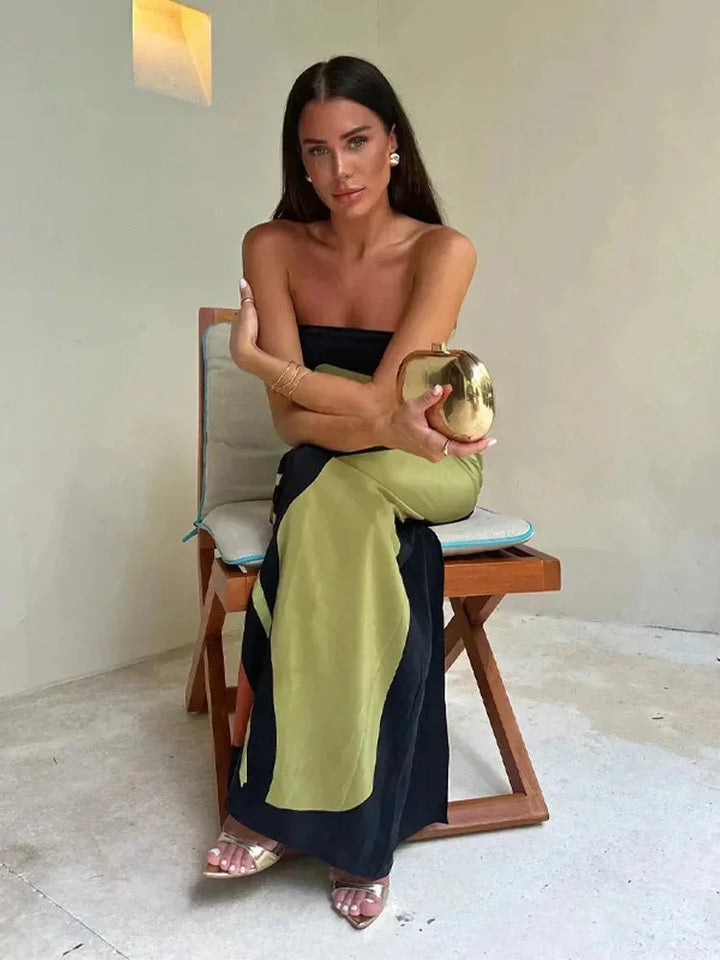 Strapless maxi dress with abstract design in cool tones, perfect for summer outings, made from lightweight and breathable…